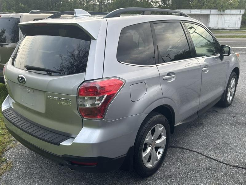 Subaru Forester 2.5i Touring 2016