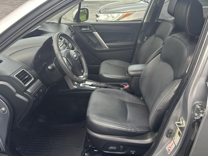 Subaru Forester 2.5i Touring 2016