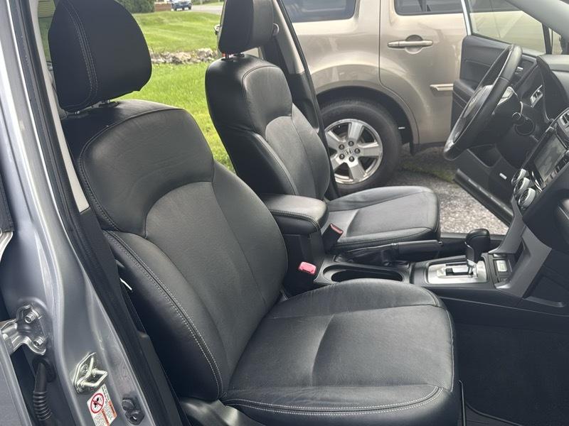 Subaru Forester 2.5i Touring 2016