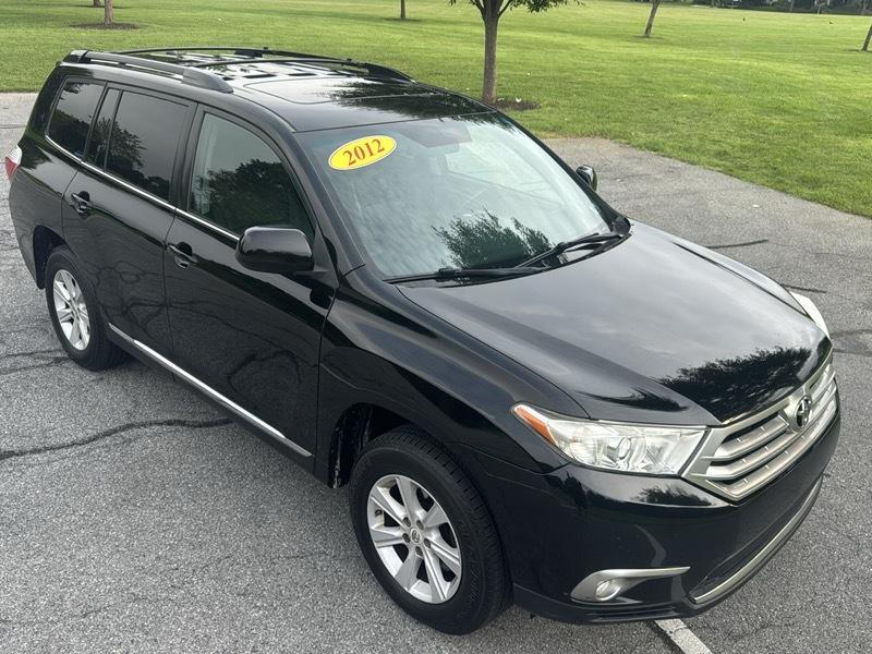 Toyota Highlander XLE AWD V6 2012