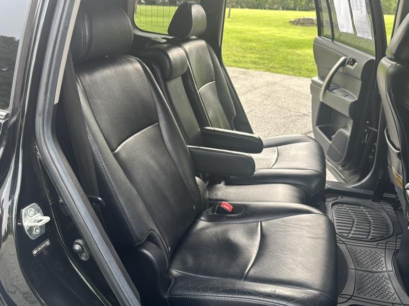 Toyota Highlander XLE AWD V6 2012