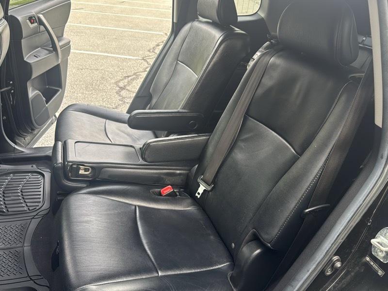 Toyota Highlander XLE AWD V6 2012