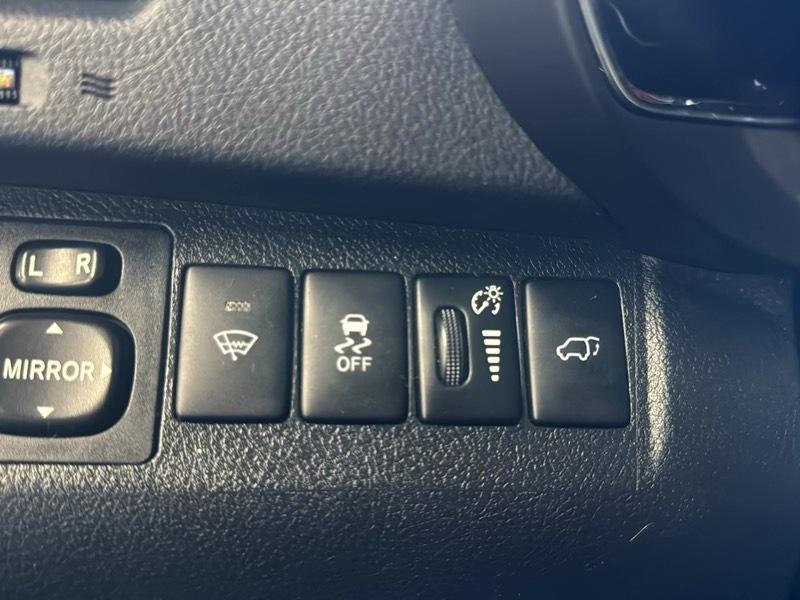 Toyota Highlander XLE AWD V6 2012