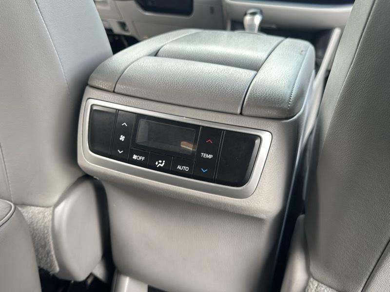 Toyota Highlander XLE AWD V6 2014