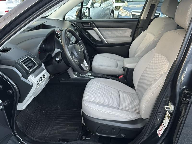 Subaru Forester Premium AWD 2018