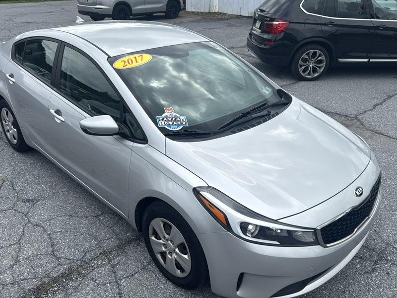 Kia Forte LX 4D Sedan 2017