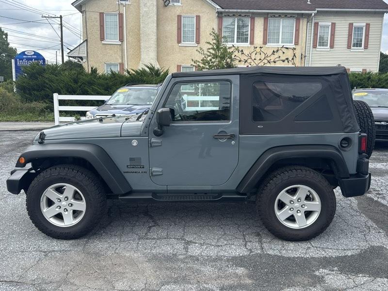 Jeep Wrangler Sport 4WD 2015