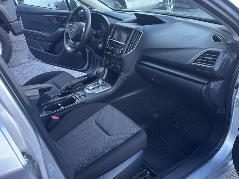 Subaru Impreza 2.0i Premium 5-Door 2019