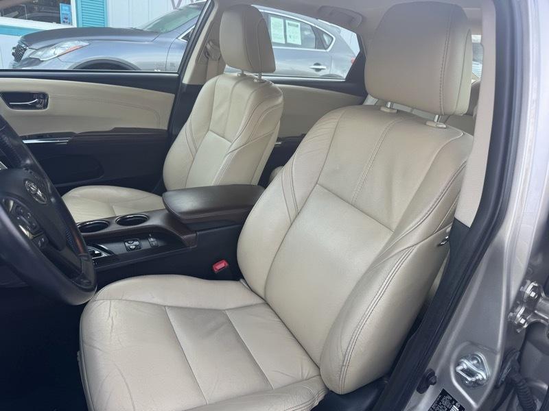 Toyota Avalon XLE Touring 2013