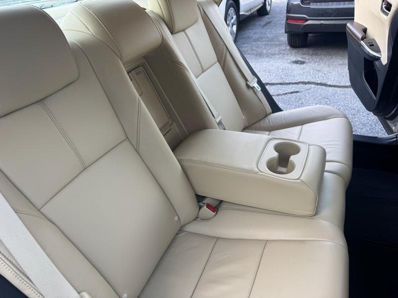 Toyota Avalon XLE Touring 2013