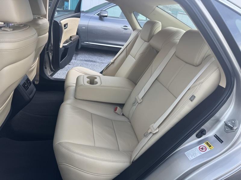Toyota Avalon XLE Touring 2013