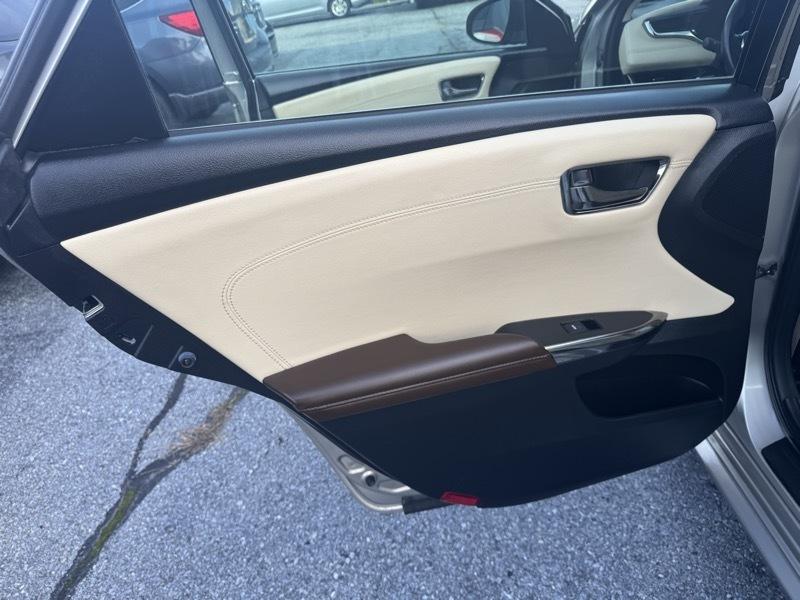 Toyota Avalon XLE Touring 2013