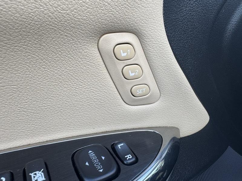 Toyota Avalon XLE Touring 2013