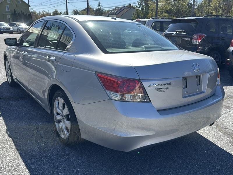 Honda Accord EX-L Sedan AT 2009