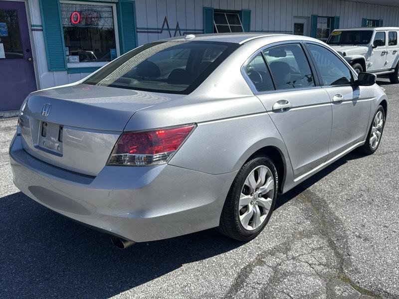 Honda Accord EX-L Sedan AT 2009