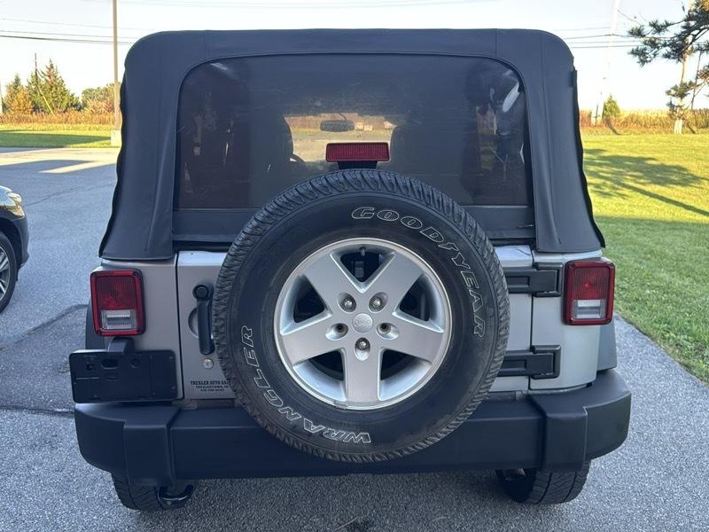 Jeep Wrangler Unlimited Sport 4WD 2014