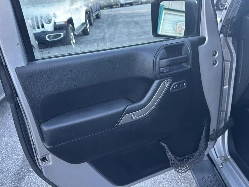 Jeep Wrangler Unlimited Sport 4WD 2014