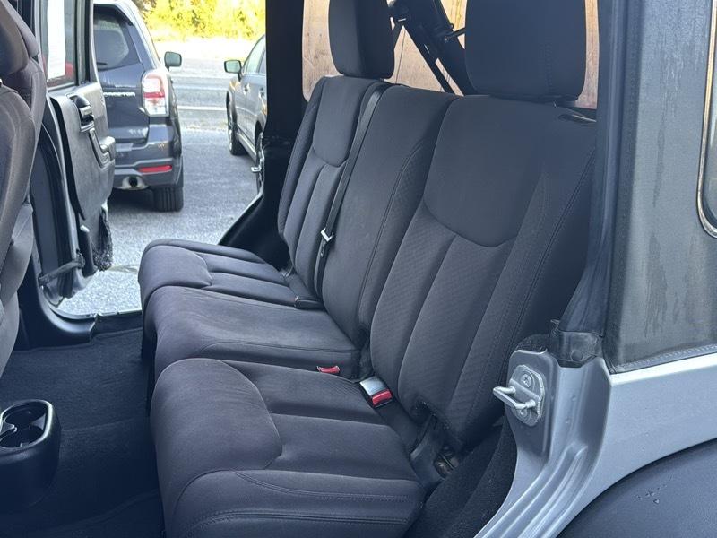 Jeep Wrangler Unlimited Sport 4WD 2014