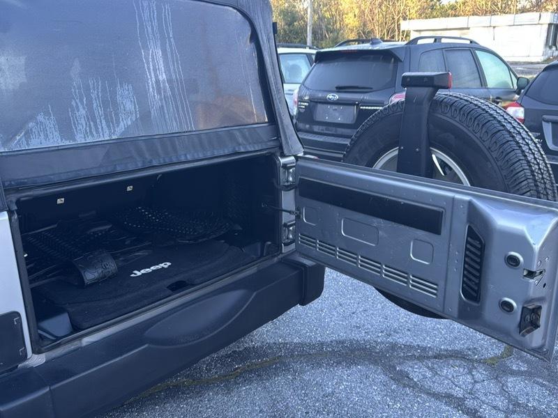 Jeep Wrangler Unlimited Sport 4WD 2014