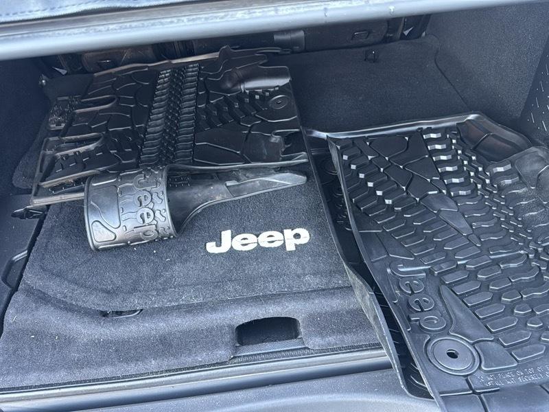 Jeep Wrangler Unlimited Sport 4WD 2014