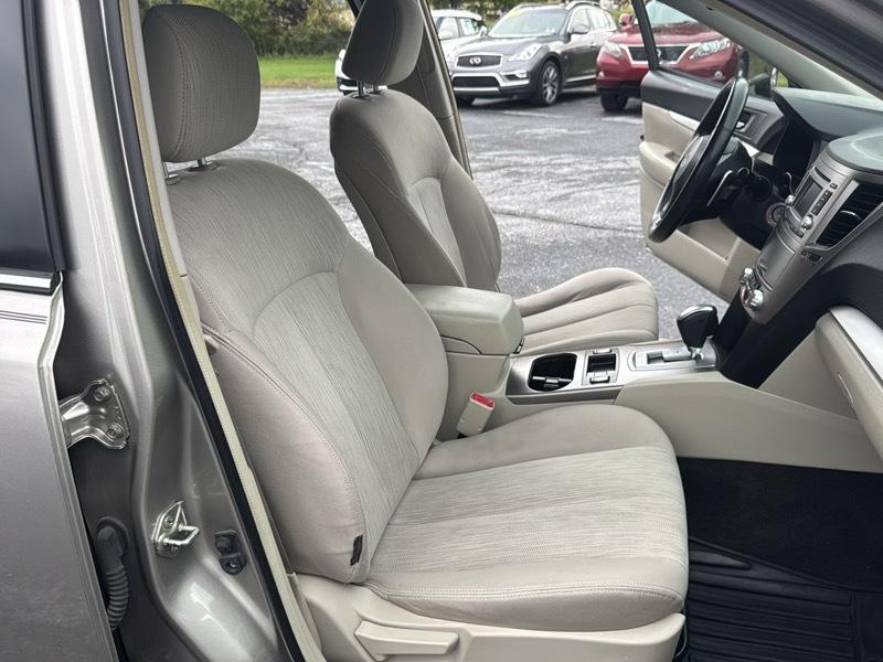 Subaru Outback 2.5i Premium 2014