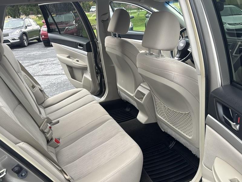 Subaru Outback 2.5i Premium 2014
