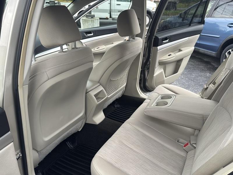 Subaru Outback 2.5i Premium 2014