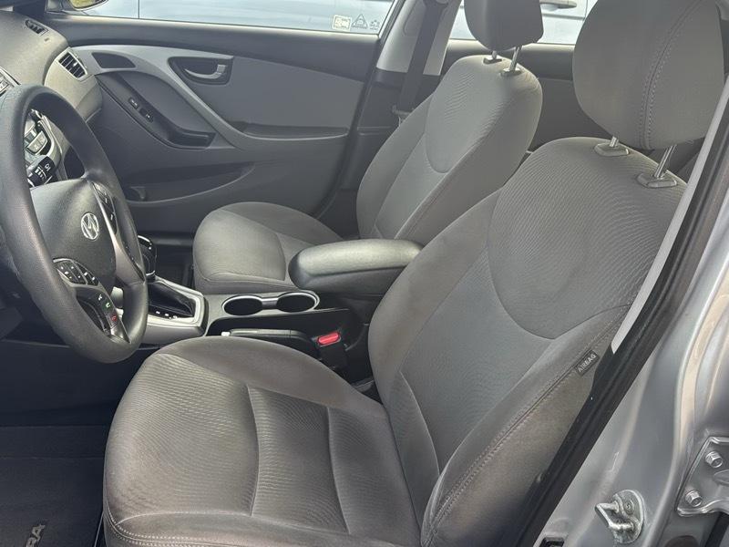 Hyundai Elantra 4dr Sdn Auto SE 2014