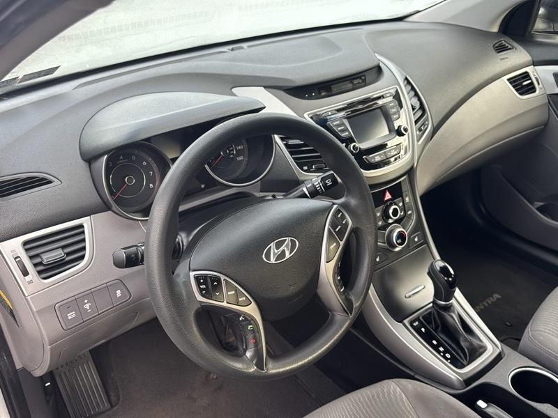 Hyundai Elantra 4dr Sdn Auto SE 2014
