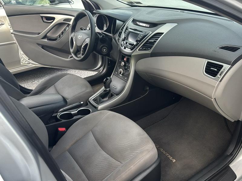 Hyundai Elantra 4dr Sdn Auto SE 2014