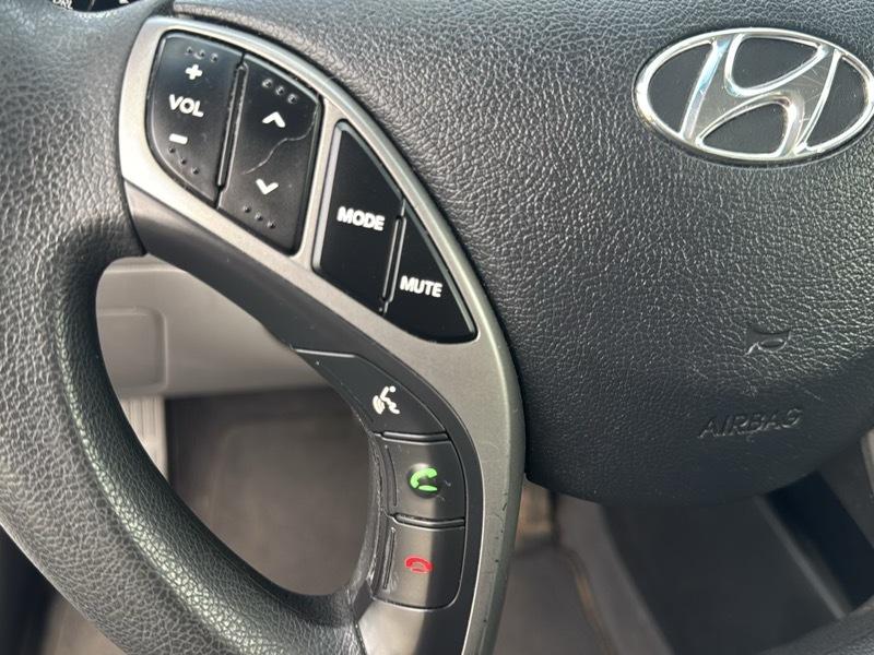 Hyundai Elantra 4dr Sdn Auto SE 2014