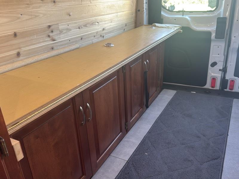 Ford Transit 250 Van Med. Roof 148-in. WB 2019