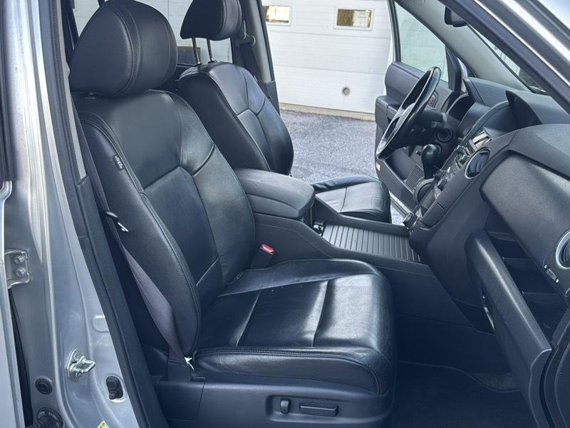 Honda Pilot Touring 4WD with DVD 2013