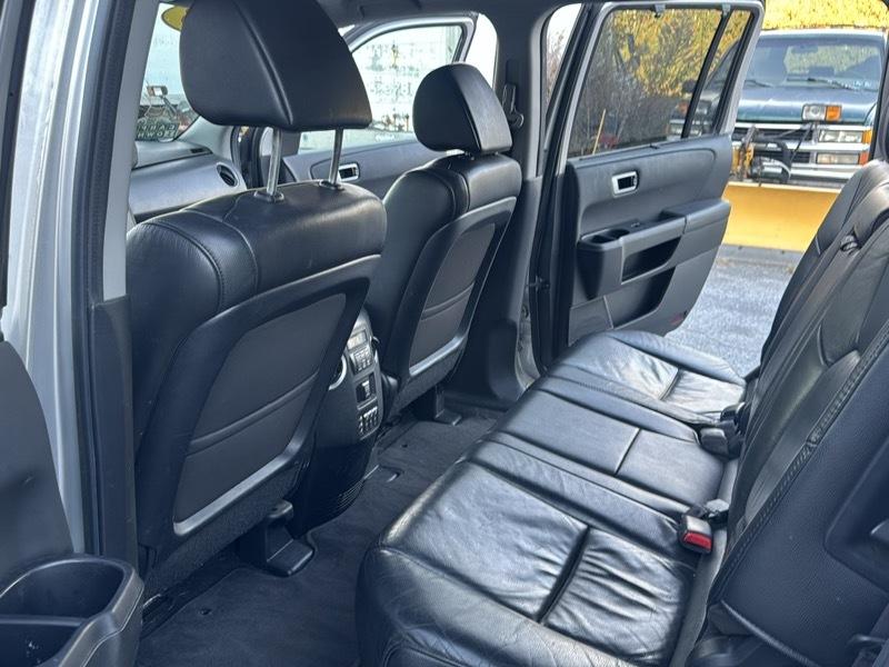 Honda Pilot Touring 4WD with DVD 2013