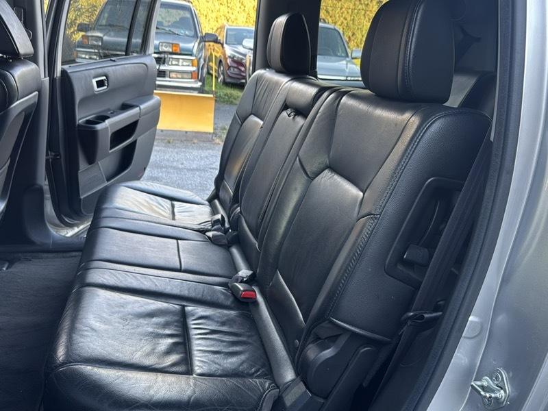 Honda Pilot Touring 4WD with DVD 2013