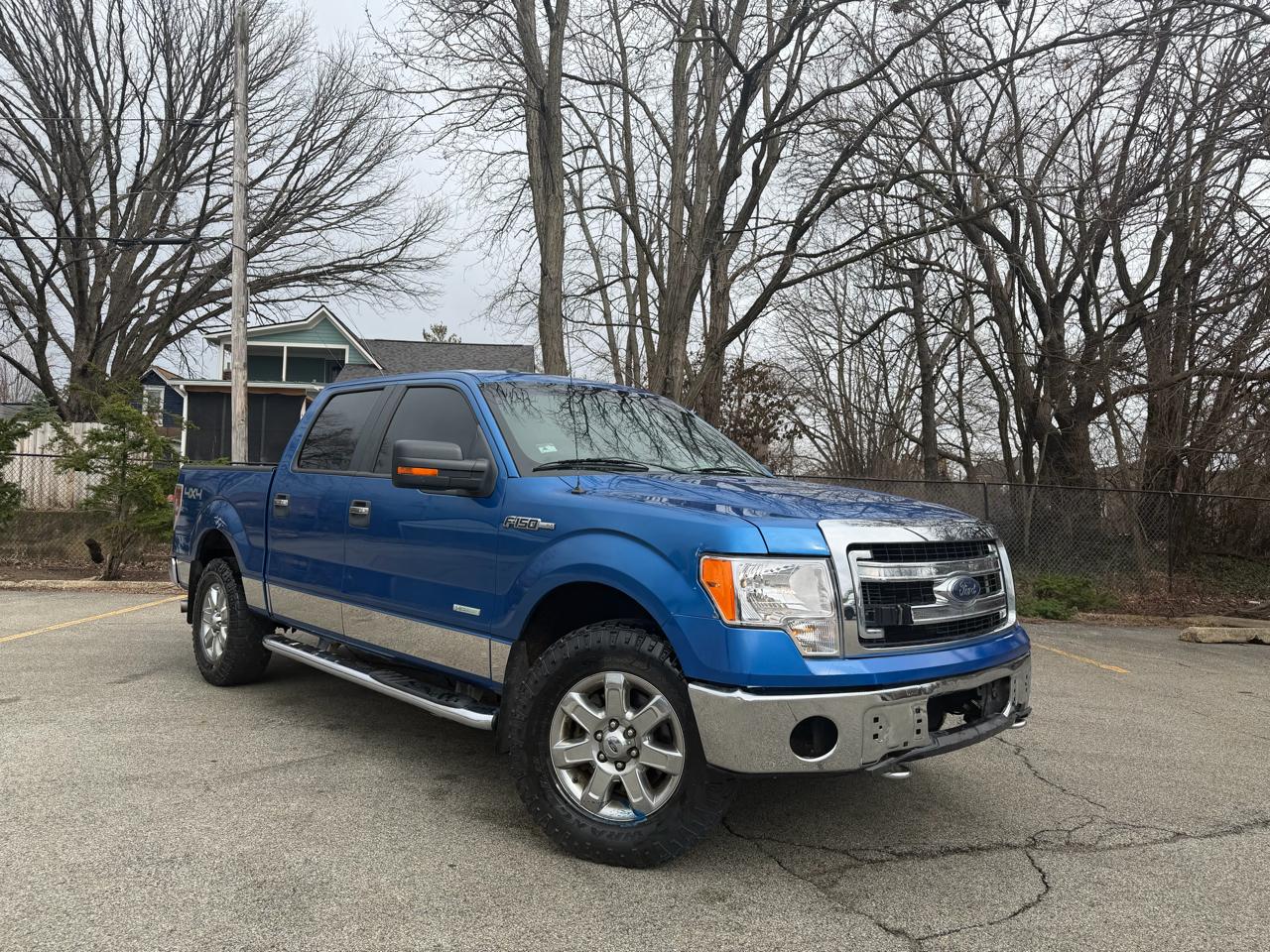 Ford F-150 XL SuperCrew 5.5-ft. Bed 4WD 2014