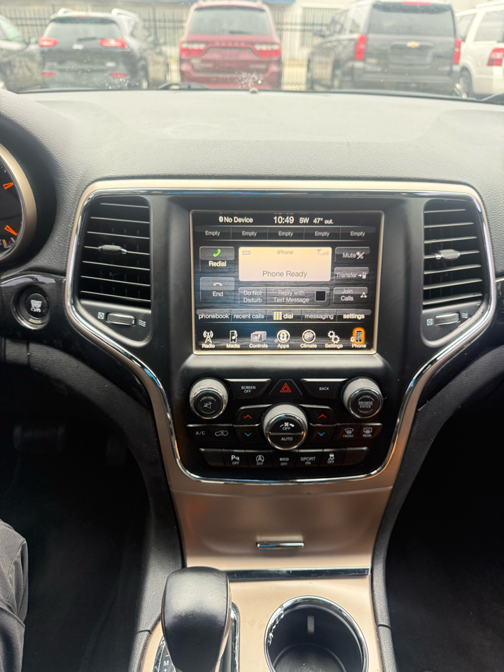 Jeep Grand Cherokee Laredo 4WD 2016 Jeep Grand Cherokee Laredo 4WD 2016