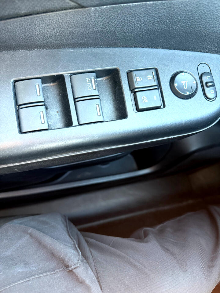 Honda CR-V LX 4WD 5-Speed AT 2013