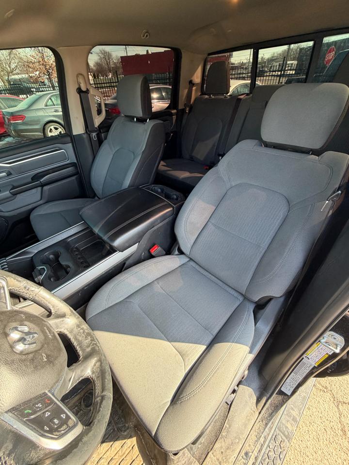 RAM 1500 Big Horn Crew Cab SWB 4WD 2019