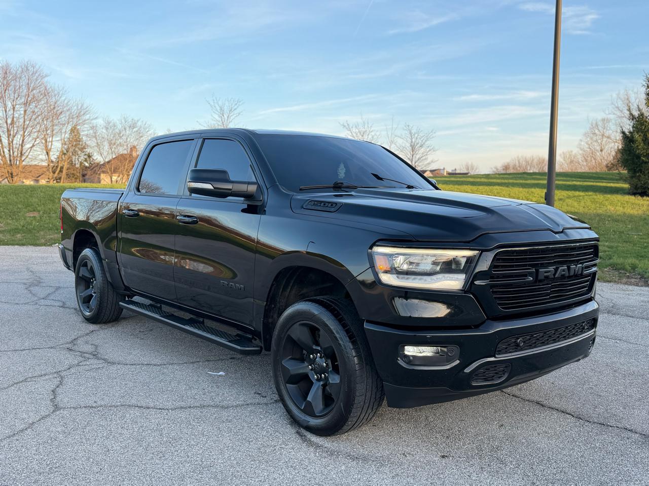 RAM 1500 Big Horn Crew Cab SWB 4WD 2019