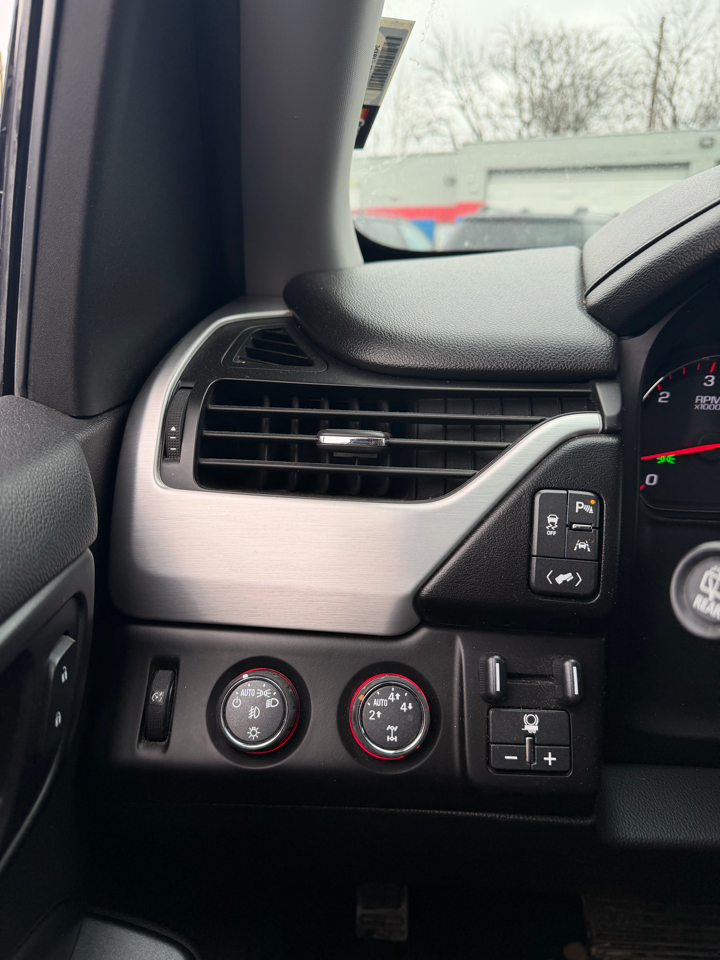 GMC Yukon SLT 4WD 2016