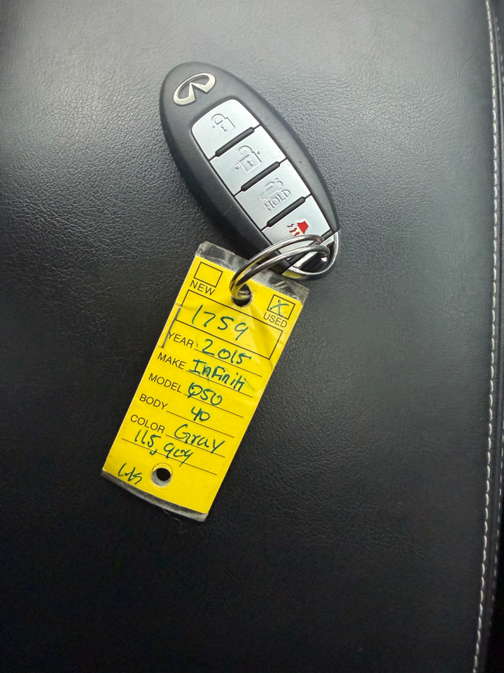 Infiniti Q50 Base AWD 2015