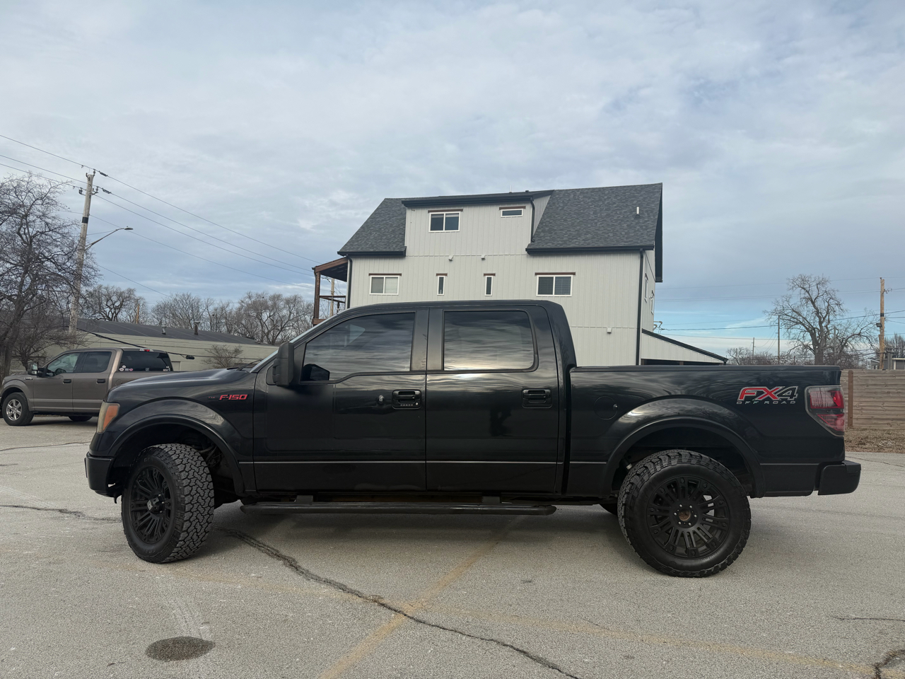 Ford F-150 XL SuperCrew 5.5-ft. Bed 4WD 2012