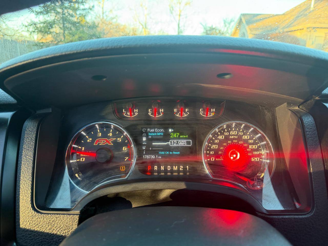 Ford F-150 XL SuperCrew 5.5-ft. Bed 4WD 2012