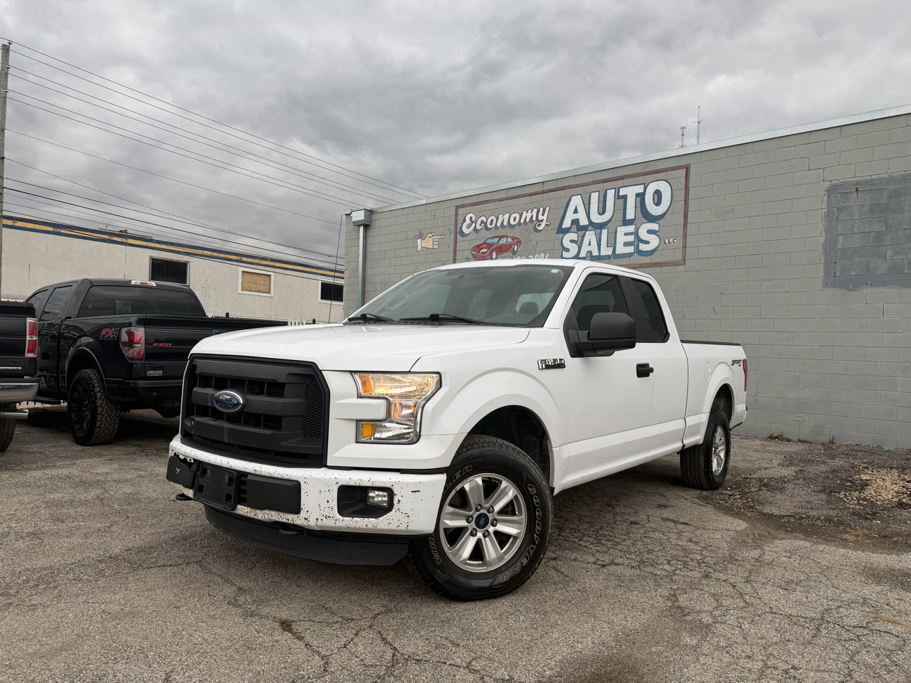 2015 Ford F-150 XL SuperCab 8-ft. Bed 4WD