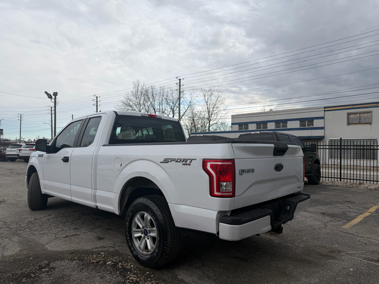 Ford F-150 XL SuperCab 8-ft. Bed 4WD 2015