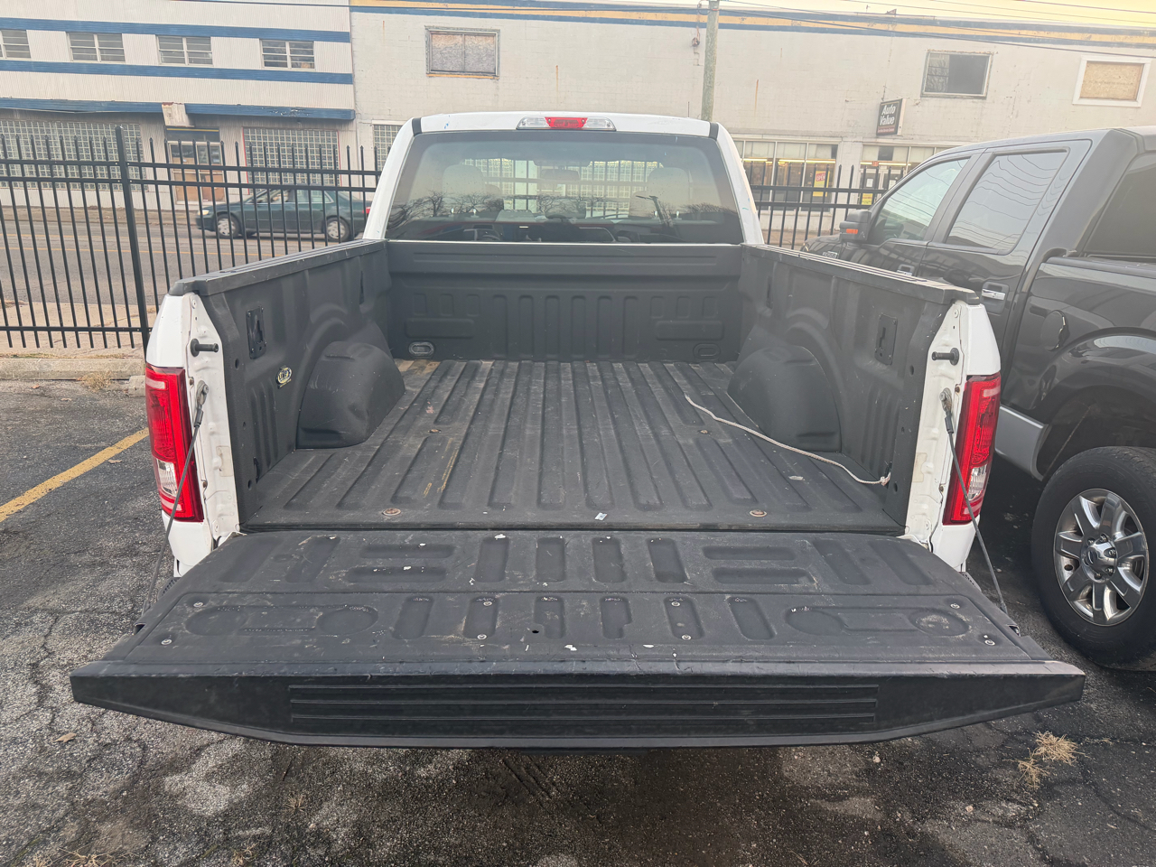 Ford F-150 XL SuperCab 8-ft. Bed 4WD 2015