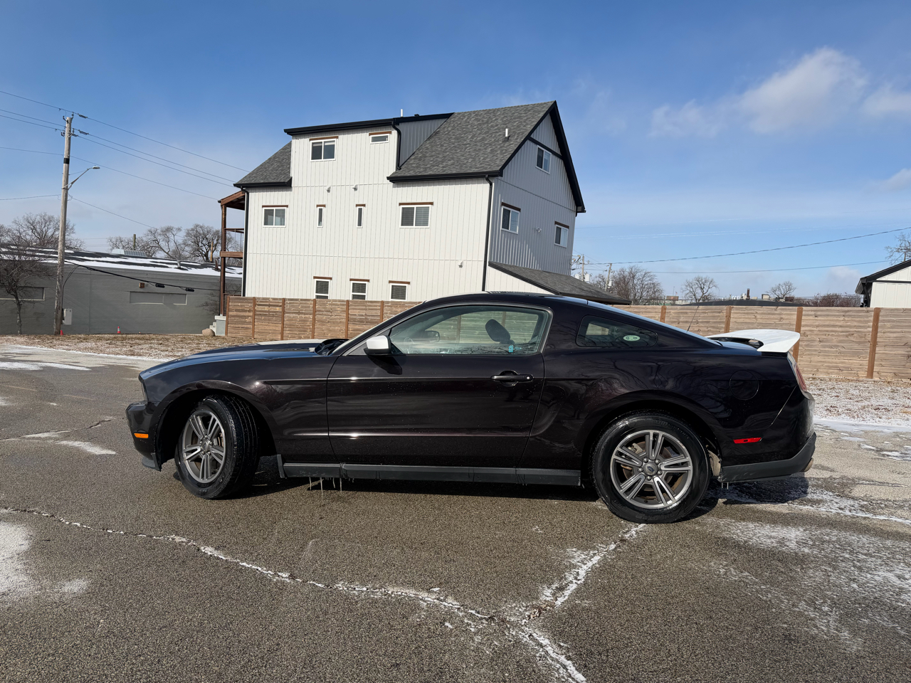 Ford Mustang V6 Coupe 2012