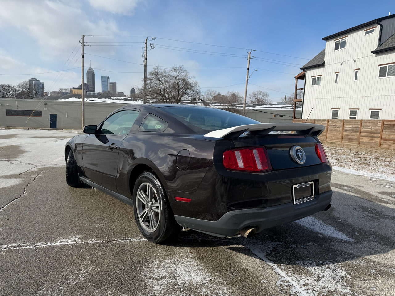 Ford Mustang V6 Coupe 2012