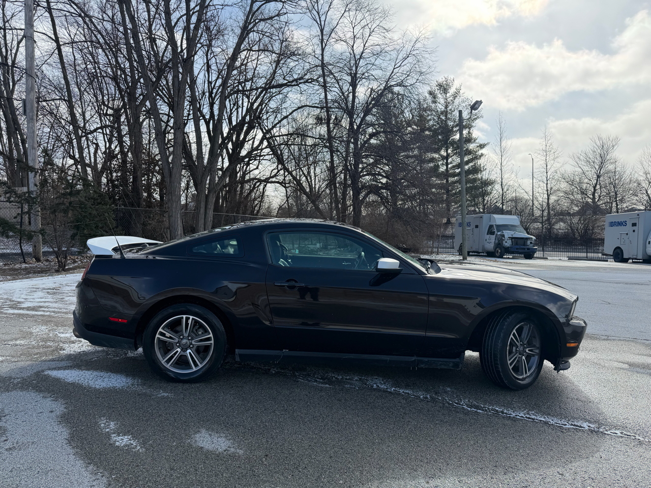 Ford Mustang V6 Coupe 2012